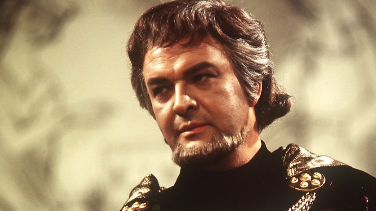 Adam 1969 in der Rolle des Landgrafen in einer Aufführung von Wagners "Tannhäuser".