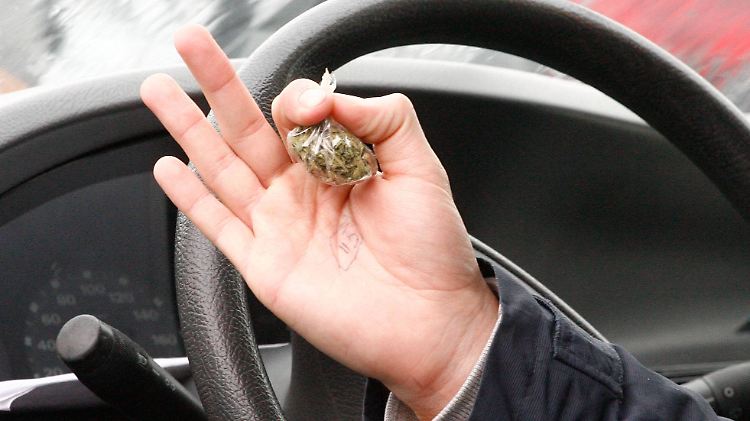 Nach Cannabis-Konsum lassen Reaktionszeit und Koordinierungsfähigkeit deutlich nach.
