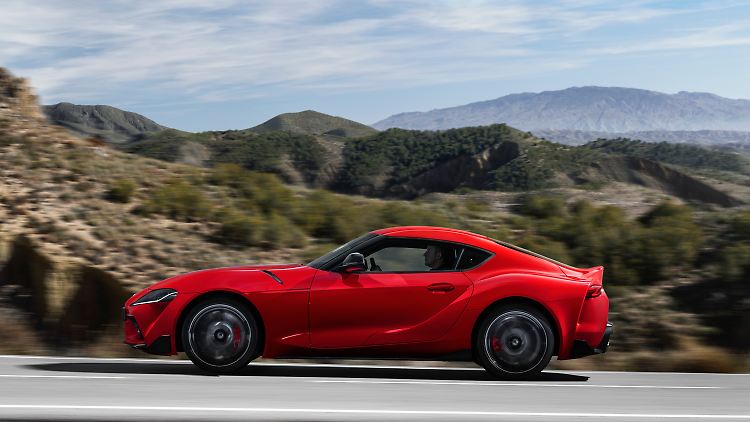 Der neue Supra, der gemeinsam mit BMW entstanden ist, firmiert als erstes Toyota-Modell unter dem neuen Sportmarken-Namen GR (für Gazoo Racing).