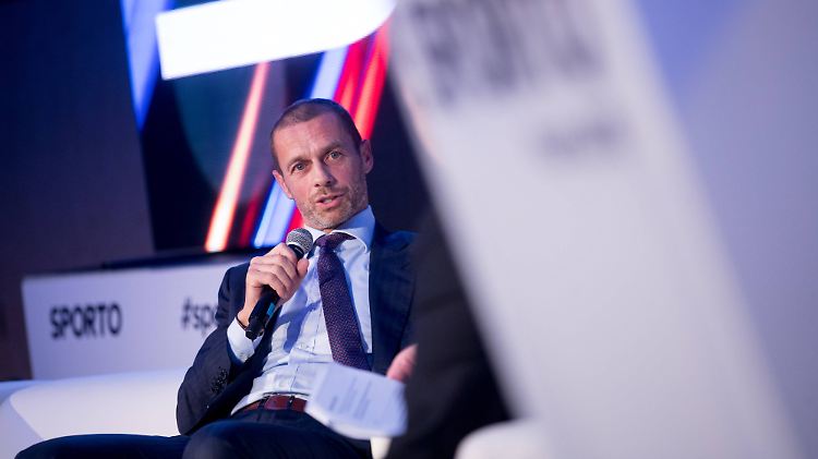 Aleksander Ceferin träumt davon die Champions League zu besten Sendezeiten zu zeigen - und die sind am Wochenende.