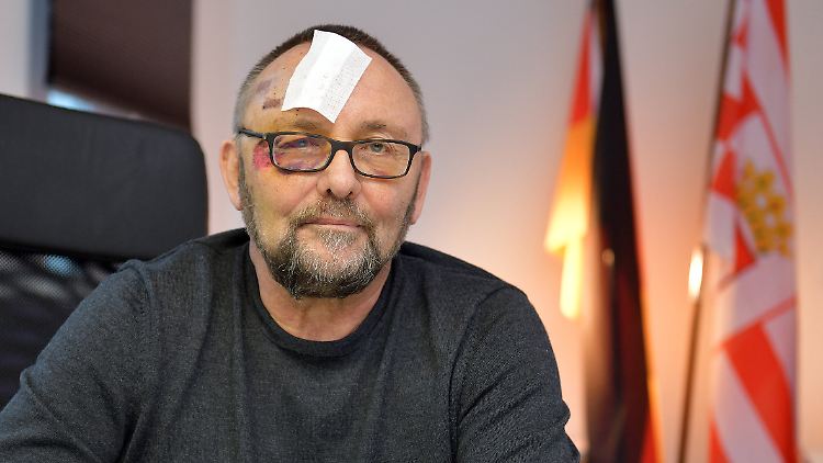 "Da in diesem Fall nur ich betroffen war und nur so eine mediale Betroffenheit zu erzeugen war, entschied ich mich für die Veröffentlichung", erläuterte Magnitz sein Vorgehen. 