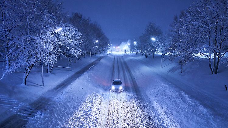 Ein richtiger Flachlandwinter mit Dauerfrost und Schnee sei nicht auszuschließen, sagte n-tv Meteorologe Björn Alexander.