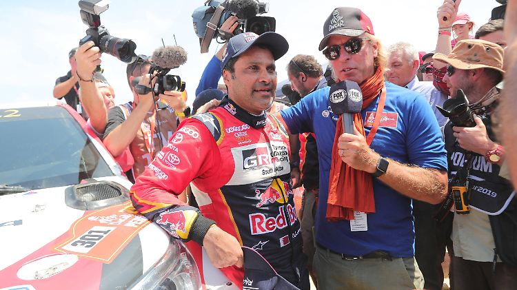 So sieht eine Seriensieger bei der Rallye Dakar aus: Nasser Al-Attiyah (m.).