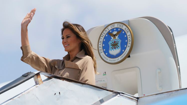 Melania Trump zieht es aus dem kalten Washington ins sonnige Florida.