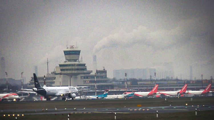 Wenn der BER ans Netz geht, soll der Flughafen Tegel nach dem Willen des Berliner Senats schließen.