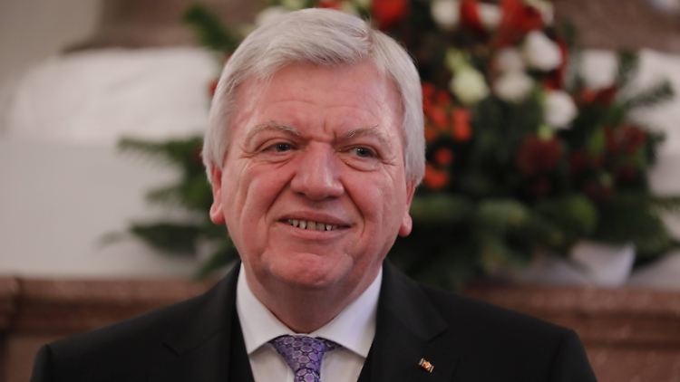 Alter und neuer Ministerpräsident in Hessen bleibt Volker Bouffier.