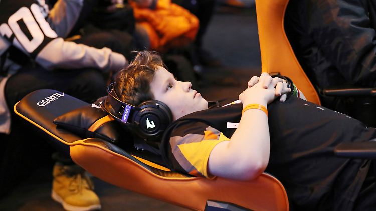 E-Sportler müssen gegen viele Klischees kämpfen.