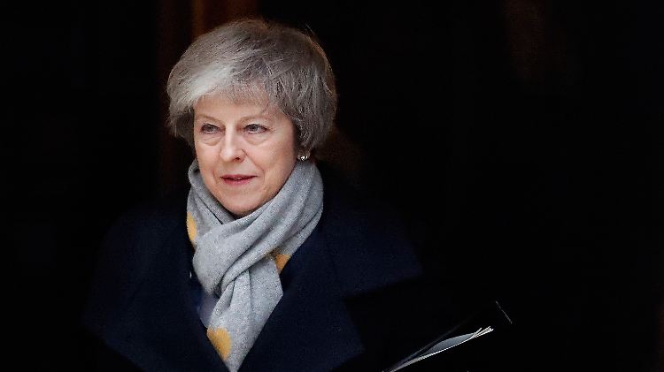 Theresa May schließt einen ungeregelten Brexit weiterhin nicht aus.