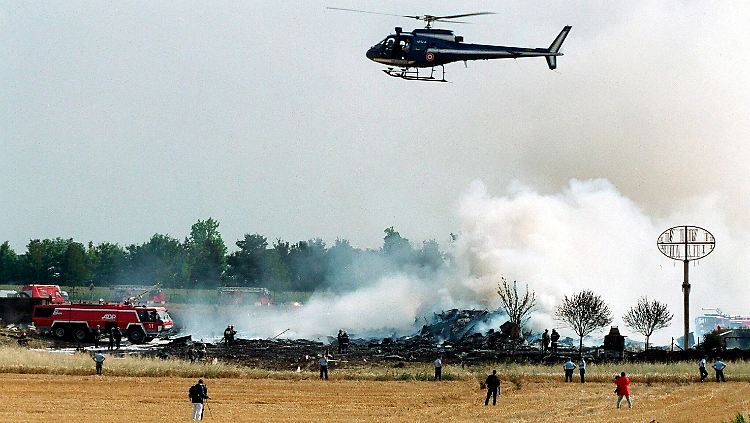 Das Flugzeug stürzte im Juli 2000 ab.
