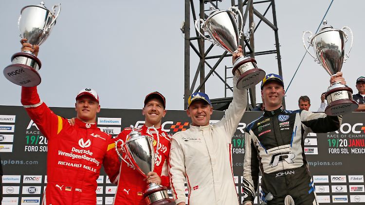 Gemeinsam holen Schumacher und Vettel Platz 2. Im direkten Duell hat der Jungpilot die Nase vorn.