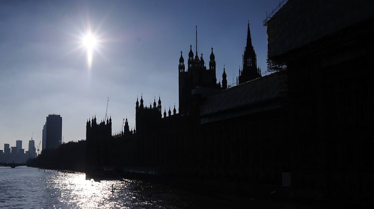 28 Prozent der Briten sind einer Umfrage zufolge für einen harten Brexit.