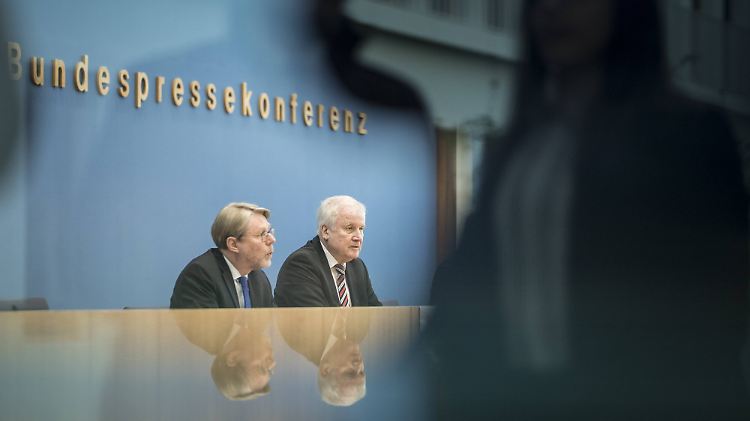 Innenminister Horst Seehofer und Bamf-Chef Hans-Eckhard Sommer.