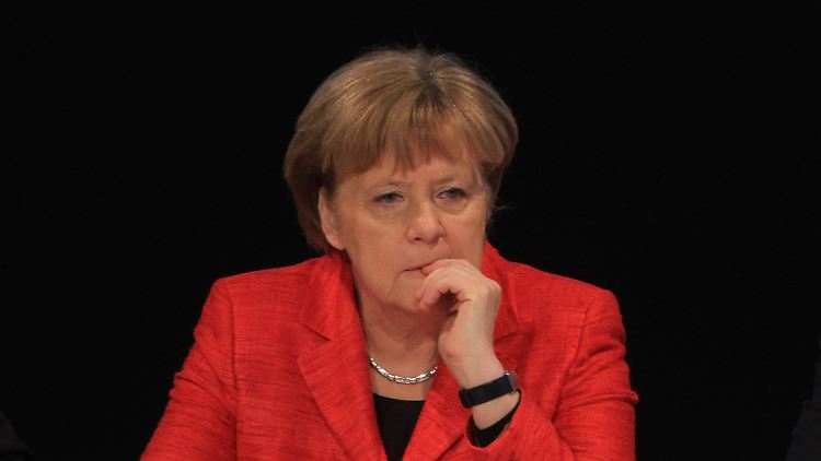 Hoffnungen auf eine schnelle Angleichung hätten sich teils schnell zerstoben, sagt die Kanzlerin.