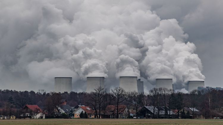 Mehr als 300 Seiten umfasst der Entwurf, den die Kohlekommission für den Kohleausstieg ausgearbeitet hat.