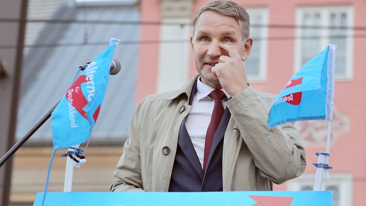 Hinsichtlich der Bewegung des Höcke-Flügels werde Bremen die Arbeit des Bundesamts für Verfassungsschutz voll und ganz unterstützen, heißt es.
