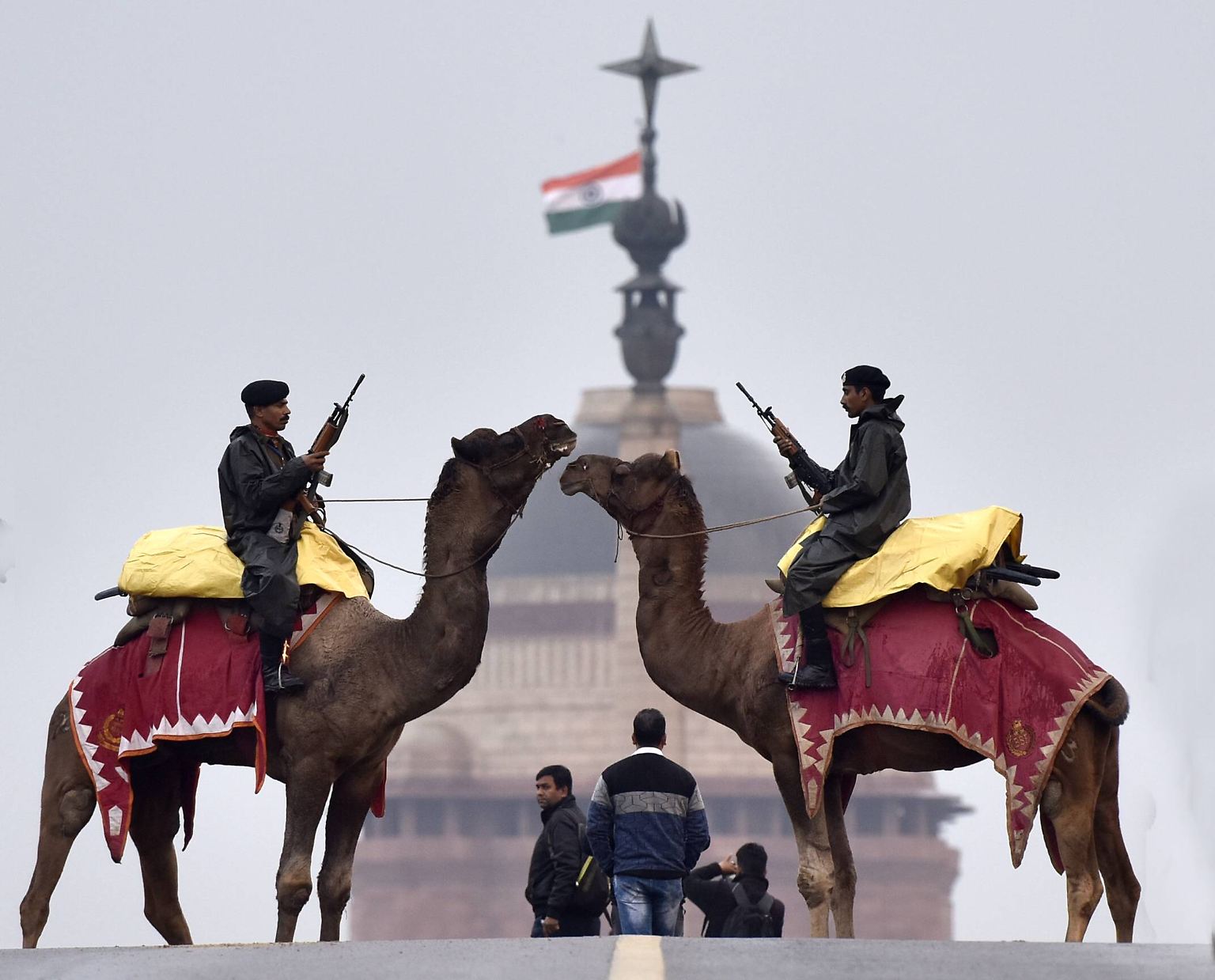 Unter strengen Sicherheitsvorkehrungen begeht Indien den 70. Jahrestag der Republik-Gründung.
