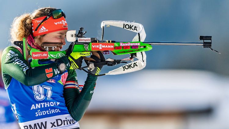 Laura Dahlmeier leistete sich eine Strafrunde, die sie am Ende den Sieg kostete.