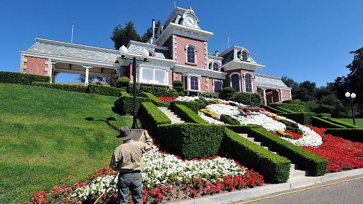Auf seiner Neverland Ranch soll sich Jackson immer wieder an kleinen Jungs vergangen haben.