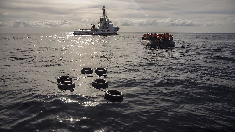 Flüchtlinge vor Libyen: Die Flüchtlingsrouten haben sich vergangenes Jahr Richtung Spanien verschoben.