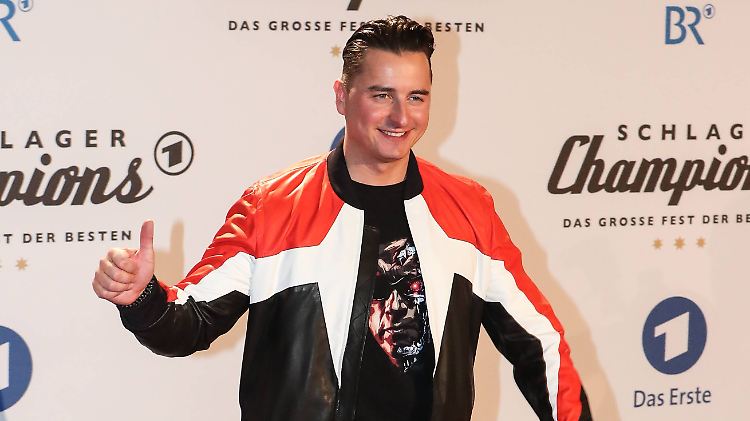 Immer wieder gerät Andreas Gabalier wegen seiner Textzeilen, Posen und Aussagen in die Kritik.