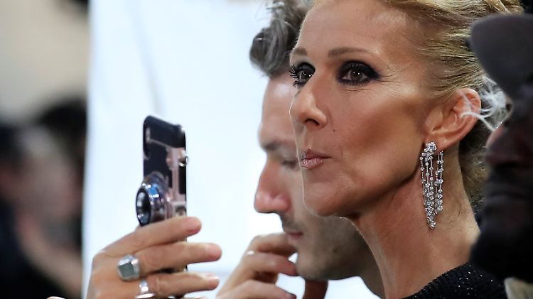 Céline Dion ist eine gern gesehene Lady in der ersten Reihe. 