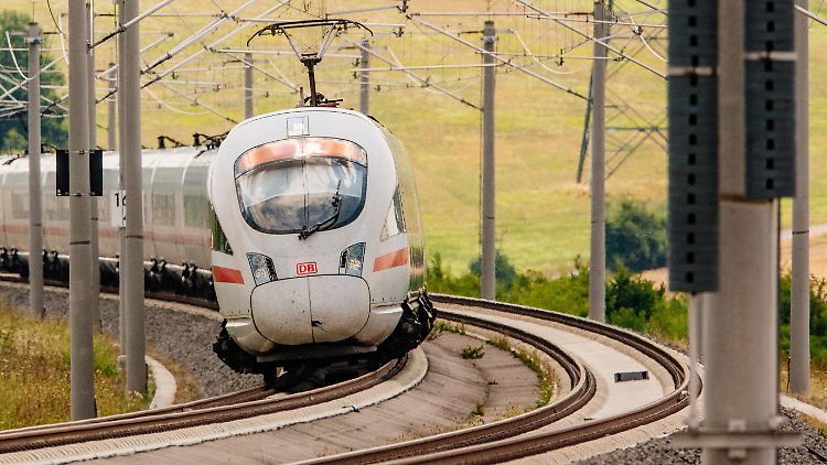Die Deutsche Bahn steckt in der Krise und benötigt Milliardeninvestitionen. Darum geht es beim dritten Spitzentreffen.