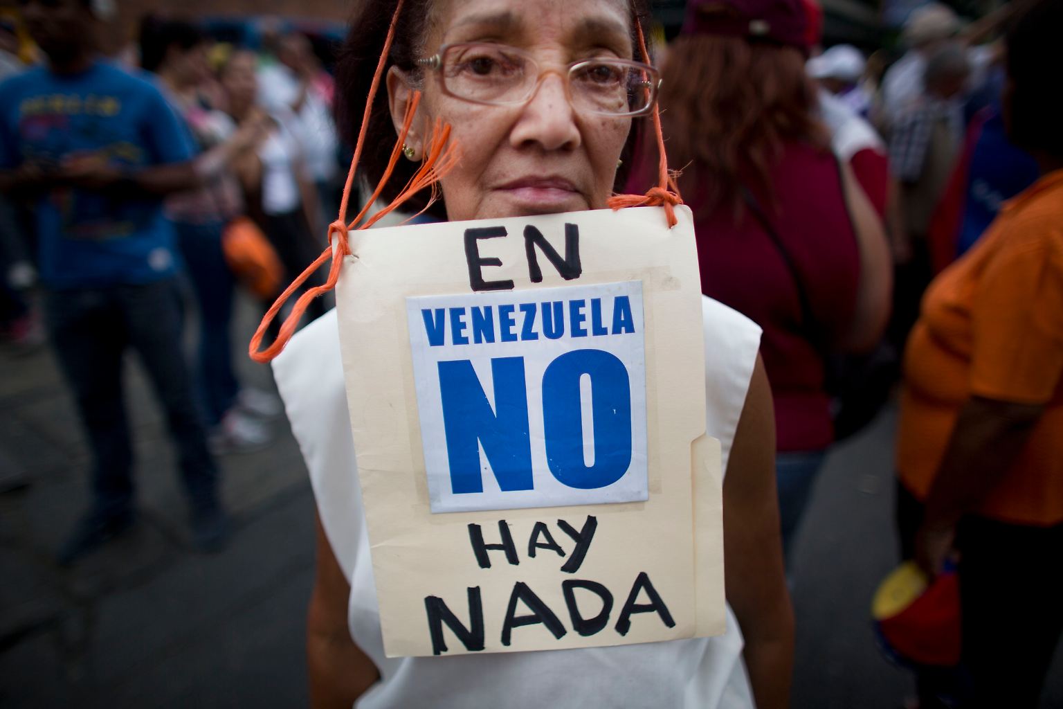Venezuela steckt in einer tiefen politischen und wirtschaftlichen Krise (auf dem Schild steht: "Es gibt nichts in Venezuela").