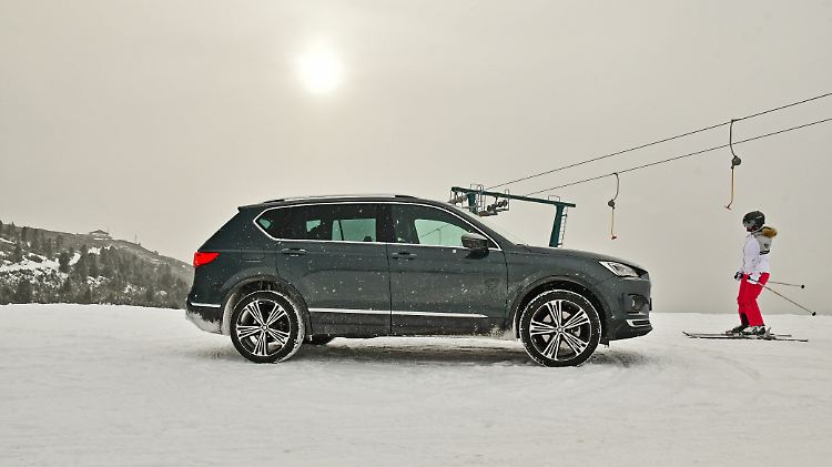 Die Silhouette des Seat Tarraco ähnelt natürlich den Konzernbrüdern VW Tiguan und Skoda Kodiaq.