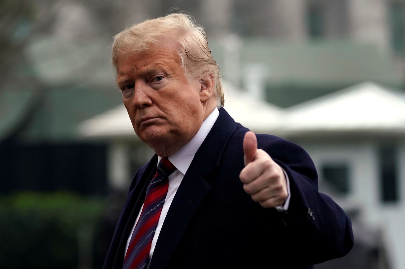 Lob von Donald Trump - das ist durchaus etwas Seltenes. Vor allem, wenn es um seine Gegner geht. Umso erstaunlicher ist es, dass der US-Präsident die Hoffnungsträgerin der Demokraten ... 