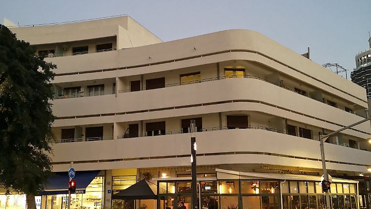 Eines der typischen Bauhaus-Häuser in Tel Aviv.
