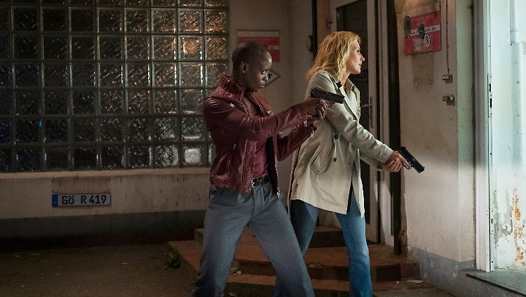 Kolleginnen wider Willen: Anaïs Schmitz (Florence Kasumba, l.) und Charlotte Lindholm (Maria Furtwängler).