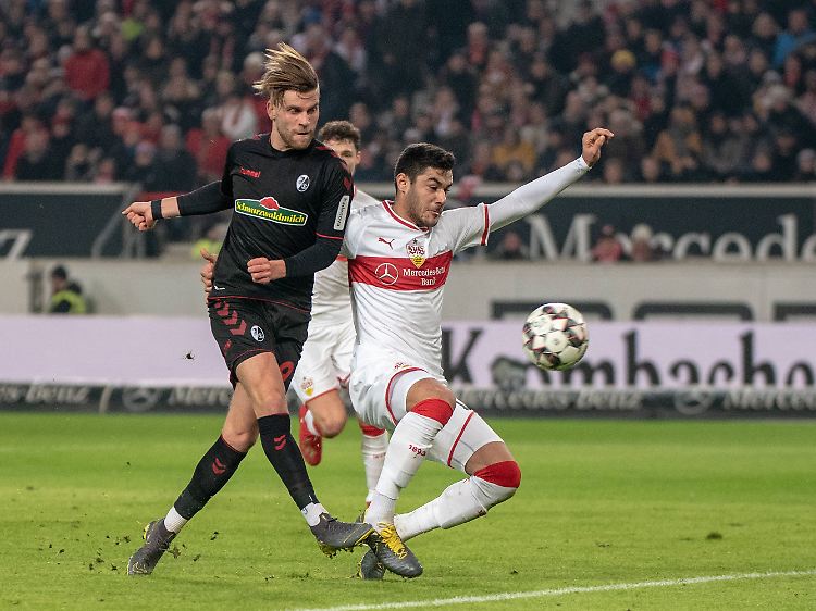 Beide Teams agierten mit viel Einsatz und versuchten primär, sich zum Sieg im Abstiegsduell zu kämpfen.