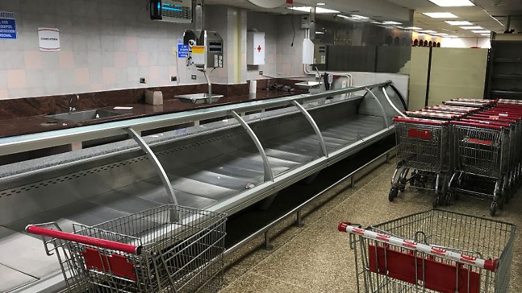 Leere Regale in einem Supermarkt in Caracas: Venezuela hat große Versorgungsprobleme.