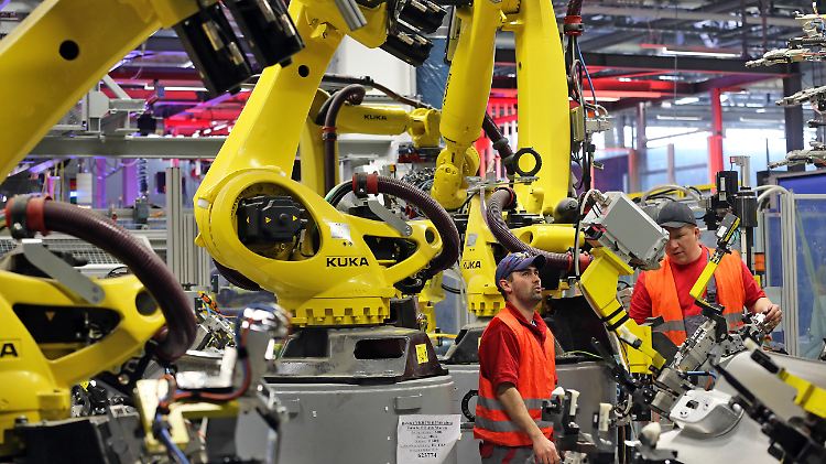 Der Auftragseingang in der deutschen Industrie ist im Dezember im Monatsvergleich um 1,6 Prozent gesunken.