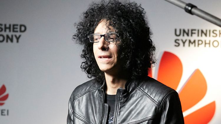 Pianist und Komponist Giovanni Allevi hält den KI-Einsatz für eine "wichtige kompositorische Entwicklung".