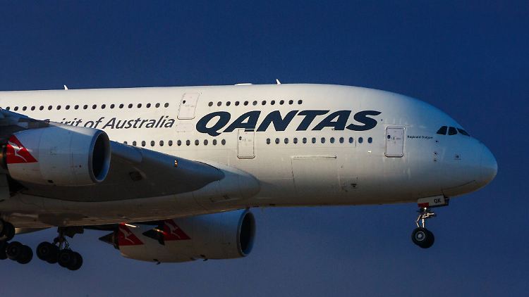 Qantas hat derzeit zwölf Maschinen des Typs A380 in Betrieb.