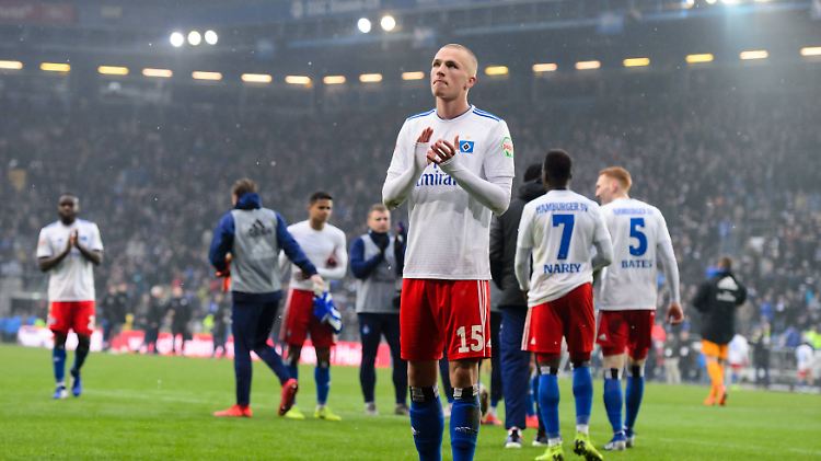 Überzeugt im Pokal gegen Nürnberg seit langem mal wieder und könnte dem HSV sehr bald den Rücken kehren: Jann-Fiete Arp.