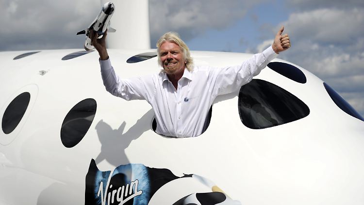 Richard Branson will im Sommer im eigenen Raumschiff in den Weltall starten.