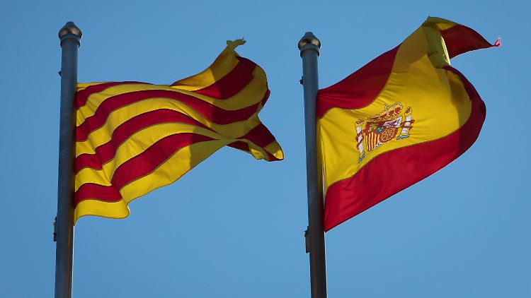 Der Zugverkehr außerhalb Barcelonas wurde unterbrochen.