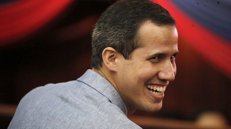 Für die Bundesregierung ist Juan Guaidó der rechtmäßige Übergangspräsident Venezuelas.
