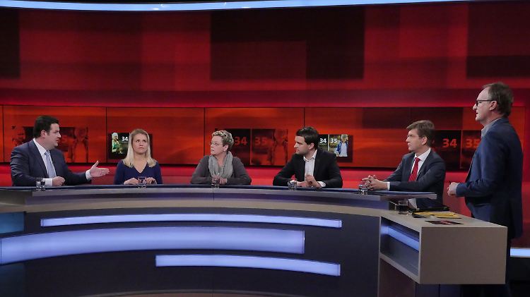 Arbeitsminister Heil (l.) wirbt für sein Grundrentenkonzept.