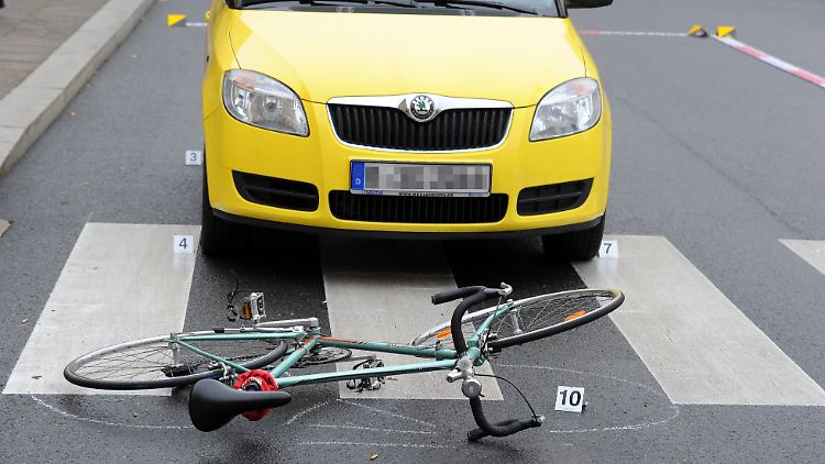 Bei Geschwindigkeiten unter 60 Kilometern in der Stunde soll künftig der Notbremsassistent greifen.