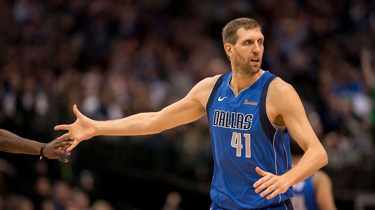 Nowitzki: "Ich werde jetzt in naher Zukunft keinen Job annehmen."