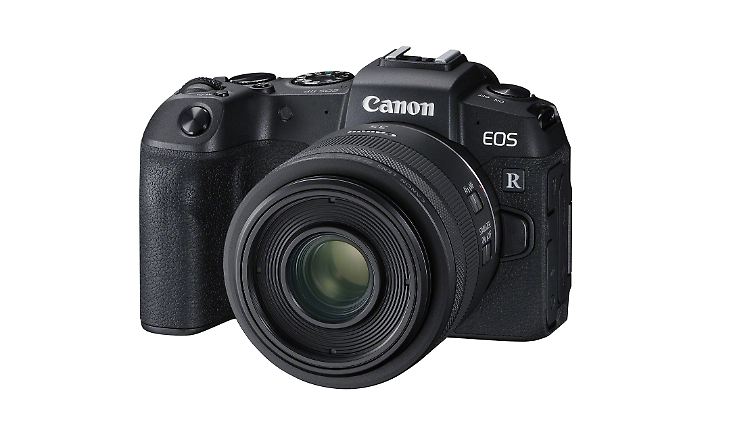 Die EOS RP ist Canons kleinste und leichteste Vollformatkamera. 