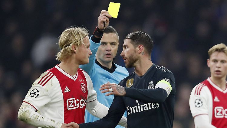 Fake oder nicht? Nach dem Spiel sagt Real-Kapitän Ramos, er habe sich durch das Foul gegen Dolberg absichtlich eine Verwarnung geholt. Später überlegt er sich das nochmal anders. 