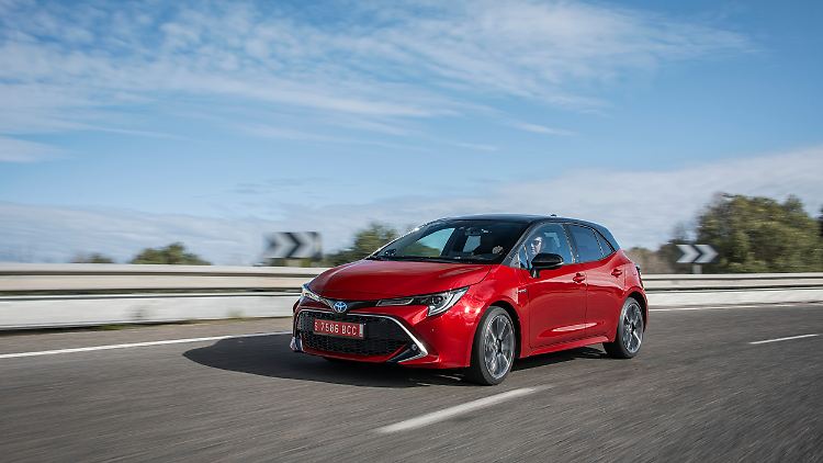 Den Einstand bei den deutschen Händlern gibt der  Toyota Corolla Anfang April.