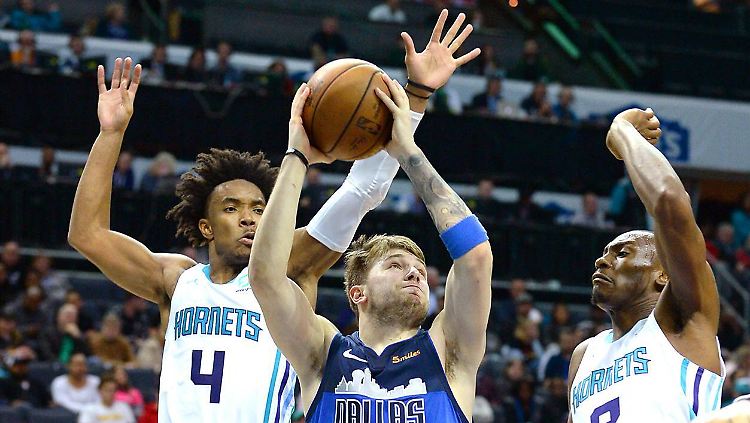 Kaum zu verteidigen: Luka Doncic (m) überrascht in seiner ersten Saison Fans und Zweifler.