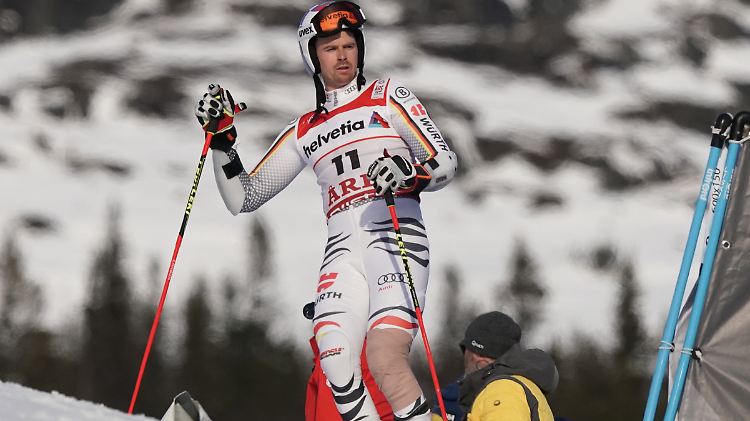 Dick bandagiert auf der Piste: Stefan Luitz kommt bei der WM nicht ins Ziel.