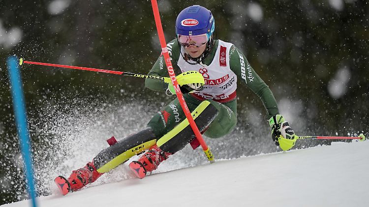 US-Star Mikaela Shiffrin unterstrich mit ihrem goldenen WM-Slalom ihre Ausnahmestellung im Ski-Zirkus.
