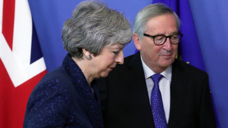 Juncker: "In Sachen Brexit ist es wie vor Gericht und auf hoher See ..."